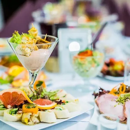 Hotel Goscinne Teczowa Luban (Luban)