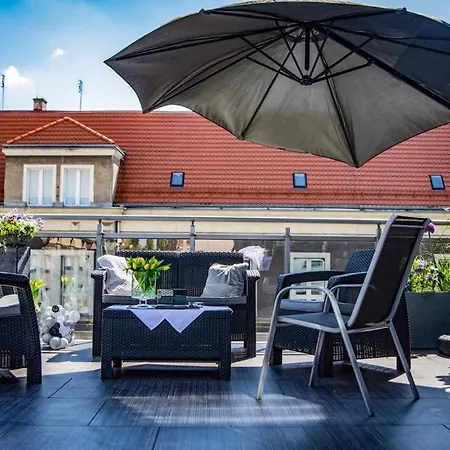 Goscinne Teczowa Hotel