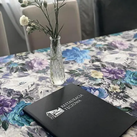 Goscinne Teczowa Hotel Luban (Luban)