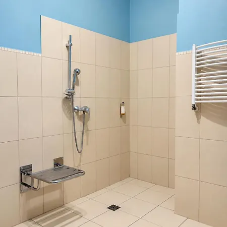Hotel Goscinne Teczowa *