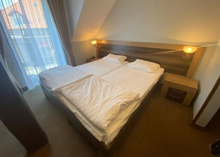 Hotel Goscinne Teczowa Luban (Luban)