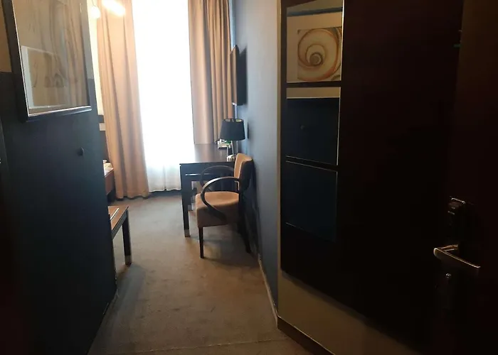 Hotel Goscinne Teczowa Luban (Luban)